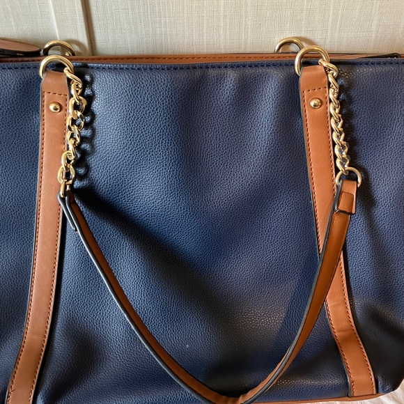 London Fog Navy and Brown Tote Bag - Picture 4 of 5